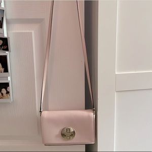 Kate Spade Turn Lock Crossbody Purse 👛